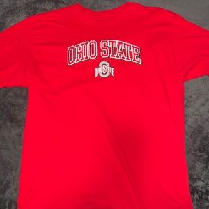 Ohio State University MENS Red Large tee